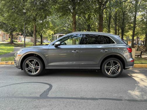2018 Audi SQ5 3.0T Premium Plus