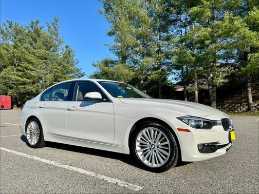 White 2014 BMW 328 i xDrive