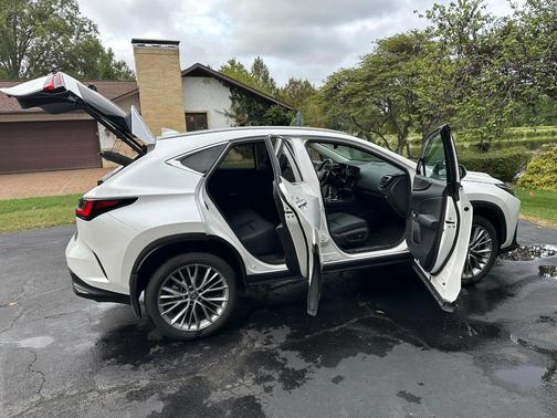 White 2024 Lexus NX 350 Luxury