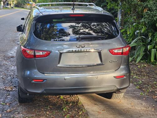 2015 INFINITI QX60 Base