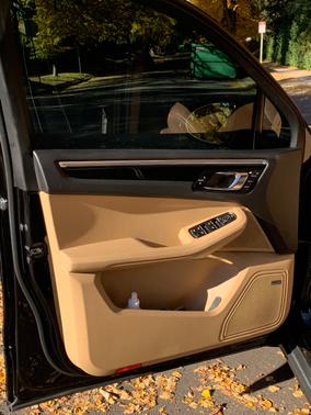 2017 Porsche Macan Macan