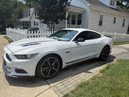 2017 Ford Mustang GT Premium