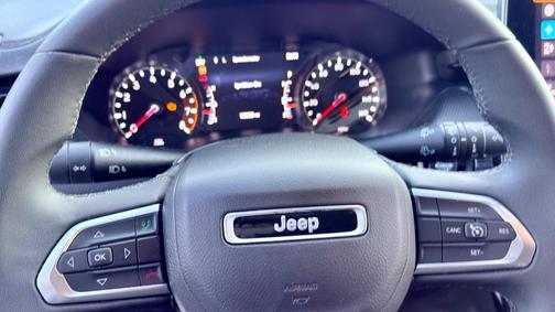 Silver 2025 Jeep Compass Latitude