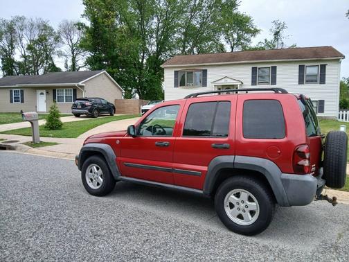 Red 2006 Jeep Liberty Sport