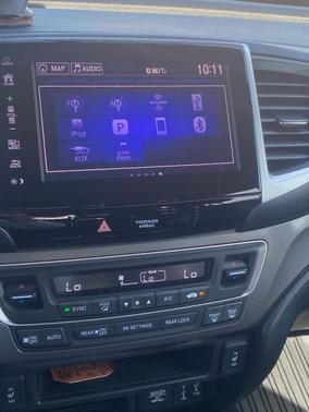 Gray 2017 Honda Pilot EX-L