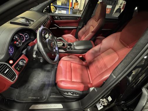 2023 Porsche Cayenne Cayenne Turbo