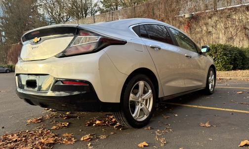 2017 Chevrolet Volt LT