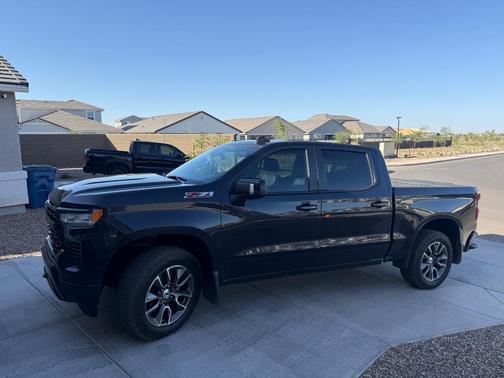 Black 2022 Chevrolet Silverado 1500 RST