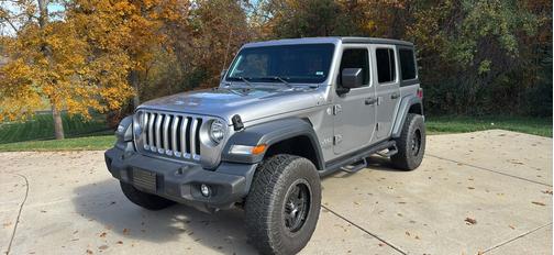 Gray 2018 Jeep Wrangler Unlimited Sport S