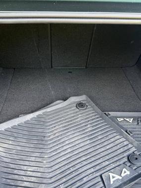 Photo 3 of 29 of 2019 Audi A4 2.0T Premium