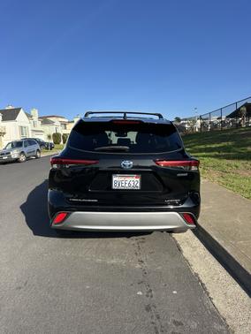 2021 Toyota Highlander Hybrid Limited