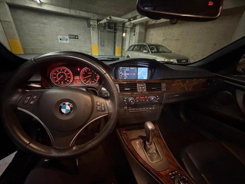 Black 2011 BMW 328 i