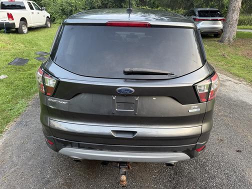 Gray 2017 Ford Escape SE