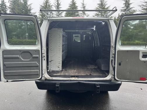 2013 Ford E250 Cargo