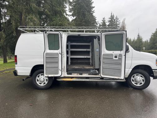 2013 Ford E250 Cargo