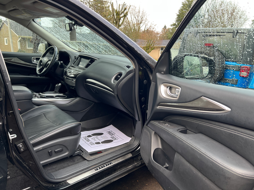 2017 INFINITI QX60 Base