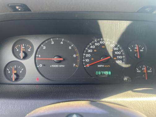 2000 Jeep Grand Cherokee Laredo 4WD