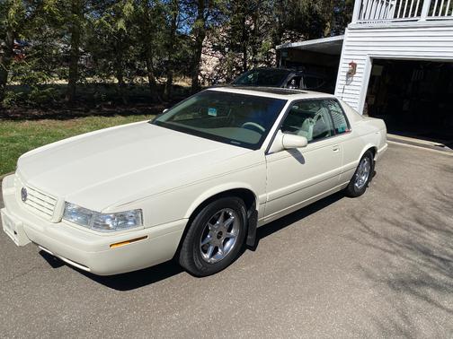 White 2002 Cadillac Eldorado Collector Series ETC
