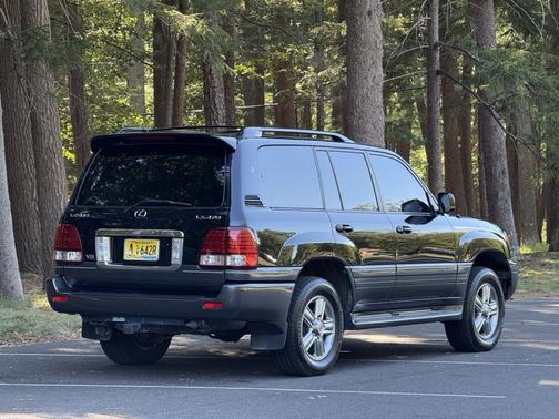 2006 Lexus LX 470 Base