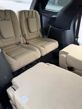White 2017 Ford Explorer Limited