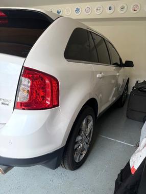 White 2014 Ford Edge Limited
