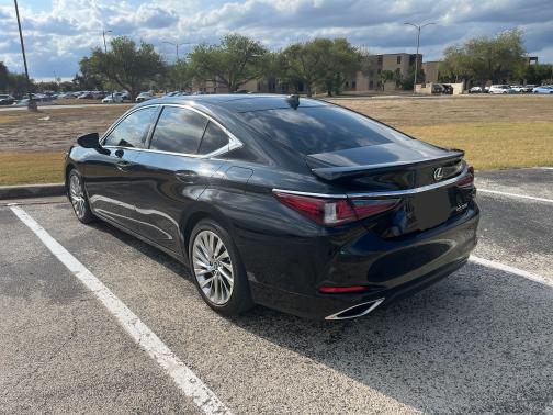2023 Lexus ES 350 Ultra Luxury