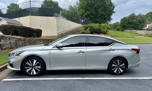 Silver 2019 Nissan Altima 2.5 SL