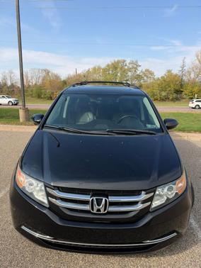 Black 2016 Honda Odyssey EX-L