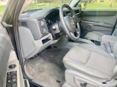 Black 2006 Jeep Commander Base