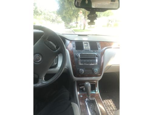 Photo 5 of 7 of 2006 Cadillac DTS Luxury