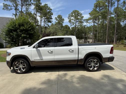 2022 RAM 1500 Longhorn