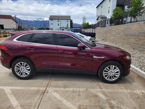 2017 Jaguar F-PACE 35t Prestige