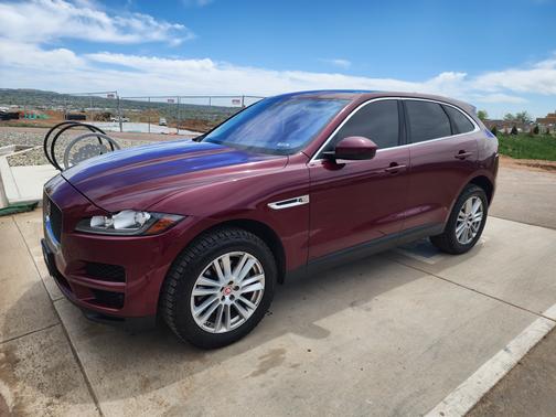 2017 Jaguar F-PACE 35t Prestige