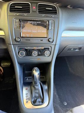 Blue 2012 Volkswagen Golf 2.5L