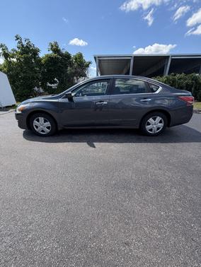 Gray 2013 Nissan Altima 2.5 S