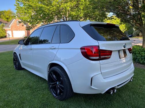 White 2018 BMW X5 M Base