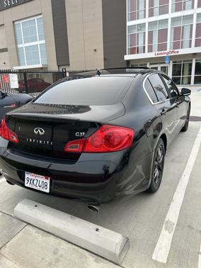 Black 2009 INFINITI G37 Journey