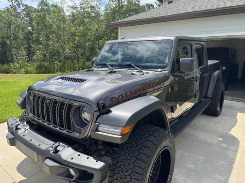 2024 Jeep Gladiator Mojave