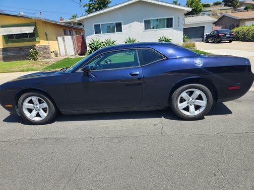2012 Dodge Challenger SXT