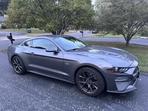 2021 Ford Mustang EcoBoost