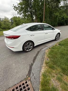 2017 Hyundai ELANTRA Limited