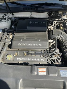 Beige 1997 Lincoln Continental Base