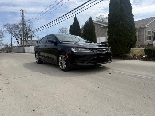 Black 2015 Chrysler 200 S