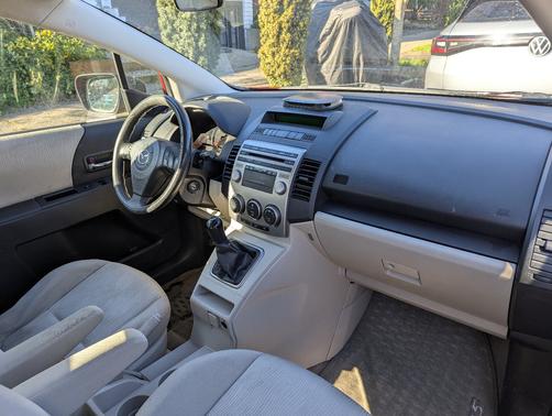 2009 Mazda Mazda5 Sport
