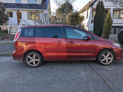 2009 Mazda Mazda5 Sport