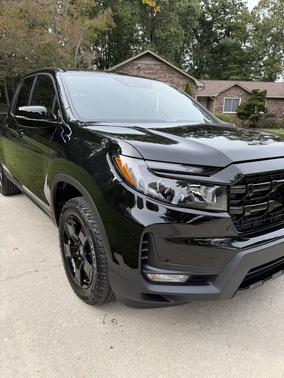 Black 2025 Honda Ridgeline Black Edition