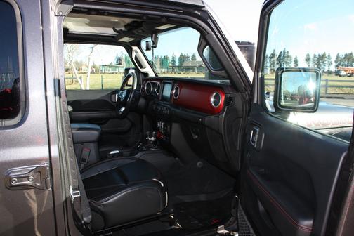 Gray 2018 Jeep Wrangler Unlimited Rubicon