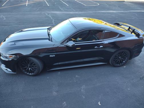 2017 Ford Mustang GT
