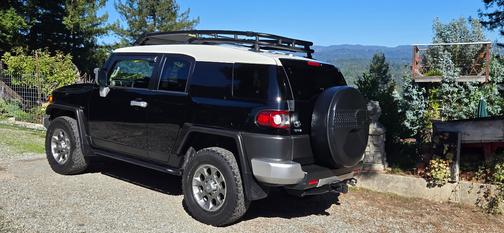 2013 Toyota FJ Cruiser Base