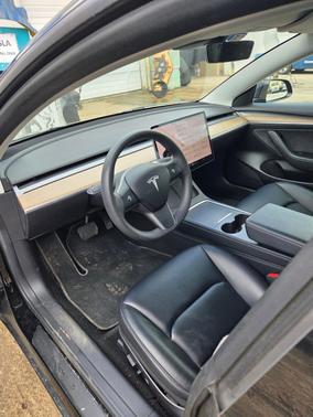 Black 2022 Tesla Model 3 Long Range